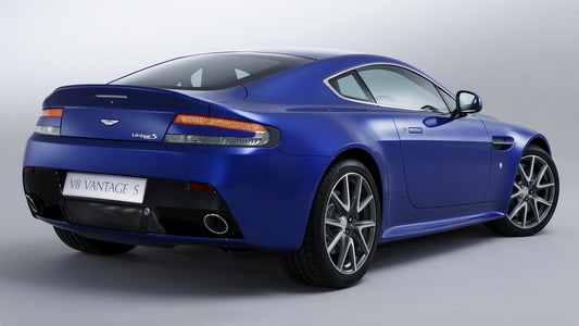 Aston Martin V8 Vantage S Uk Hd Art Keychain