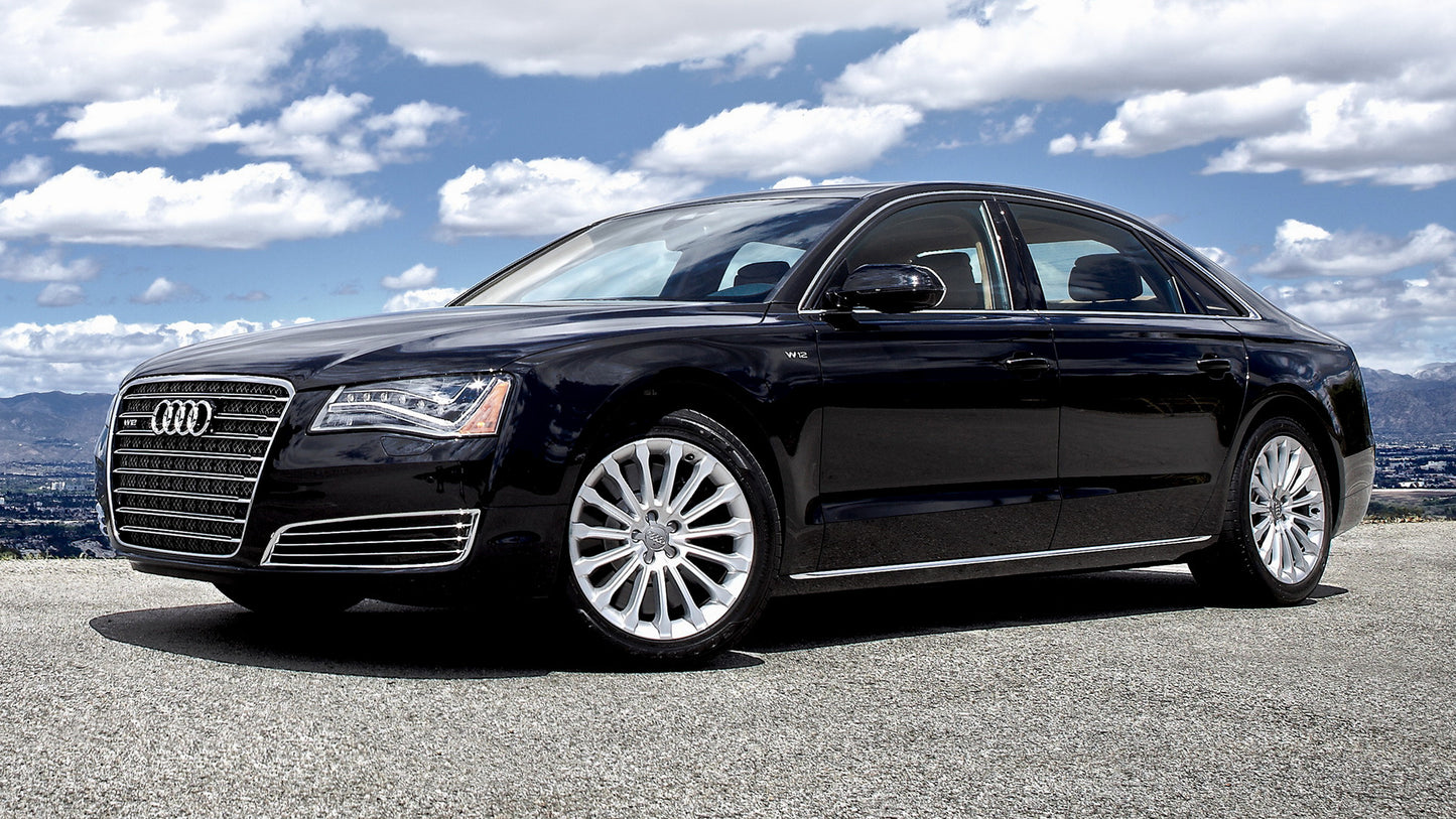 Audi A8 L Us Hd Art Keychain