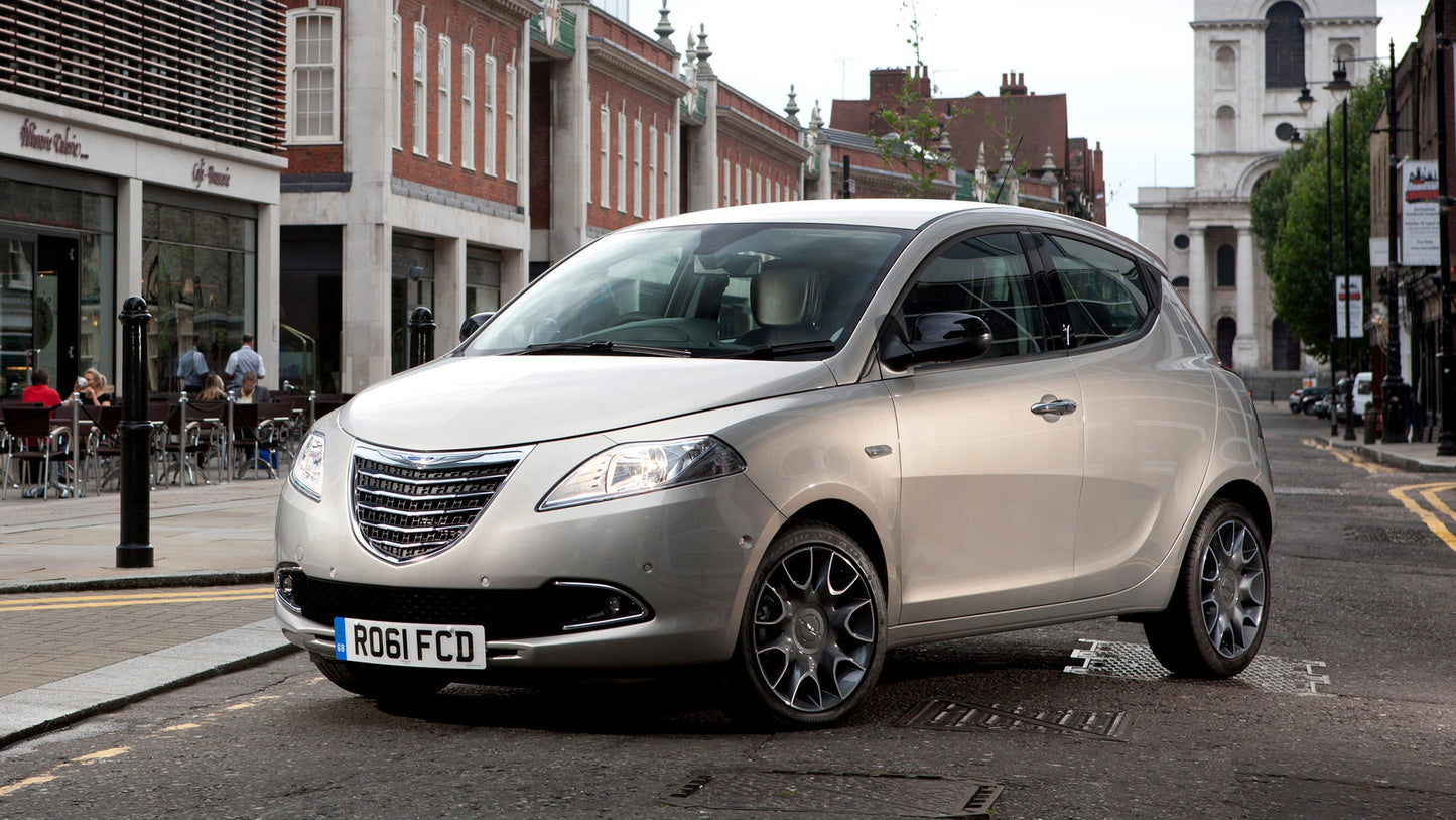 Chrysler Ypsilon Hd Art Keychain