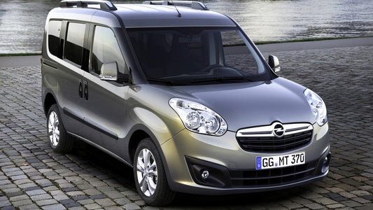 Opel Combo Tour Hd Art Keychain