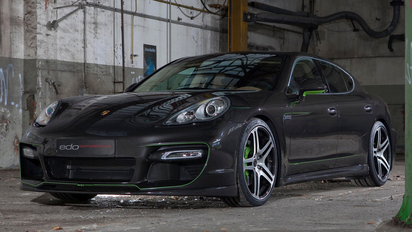 Porsche Panamera S By Edo Competition Hd Art Keychain