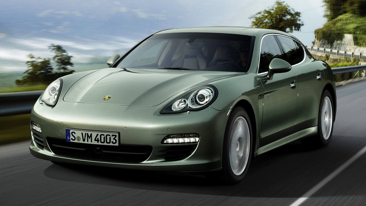Porsche Panamera S Hybrid Hd Art Keychain