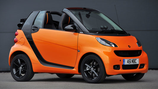 Smart Fortwo Cabrio Nightorange Uk Hd Art Keychain