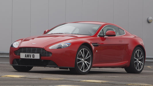 Aston Martin V8 Vantage Uk Hd Art Keychain