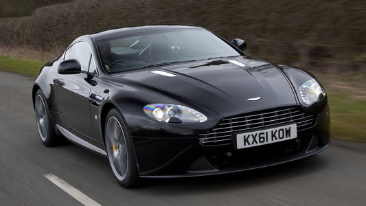 Aston Martin V8 Vantage Uk Hd Art Keychain
