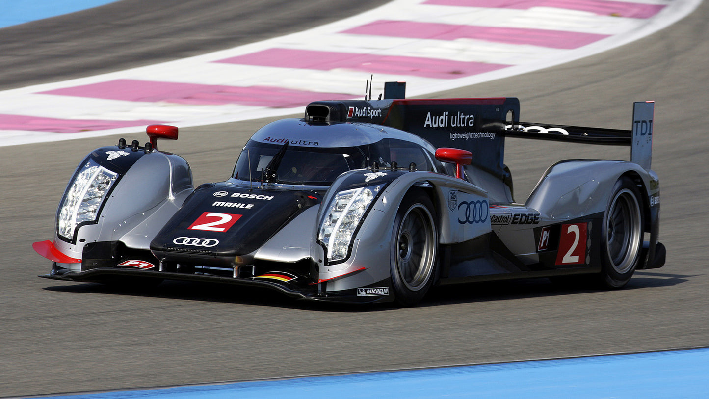 Audi R18 Tdi Ultra Hd Art Keychain