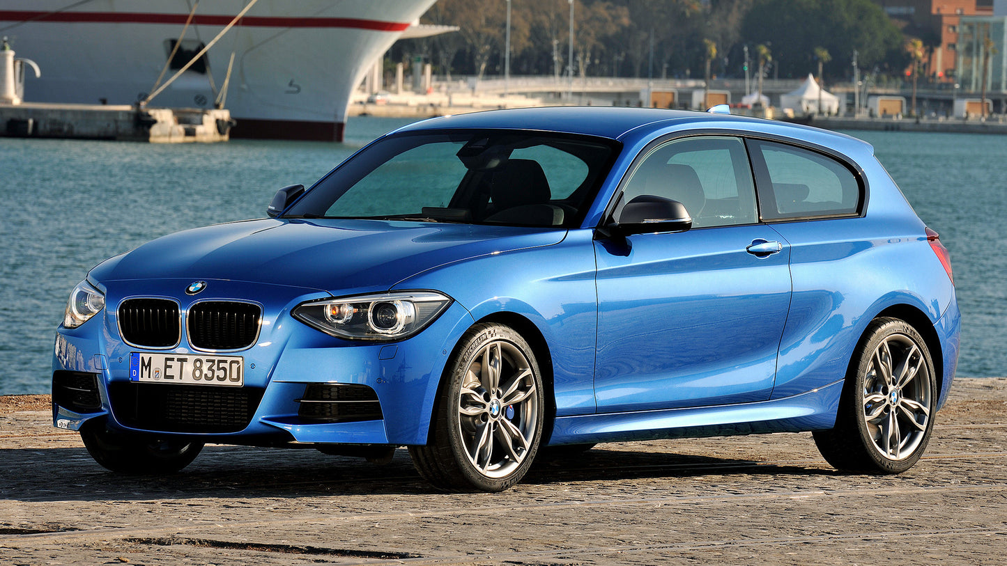 Bmw M135I Door Hd Art Keychain
