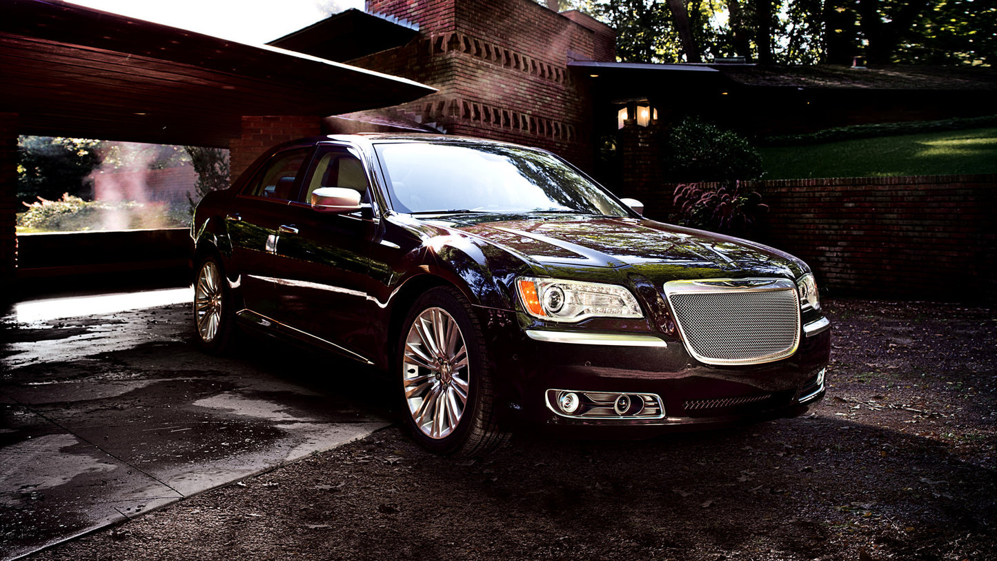 Chrysler 300C Luxury Series Hd Art Keychain