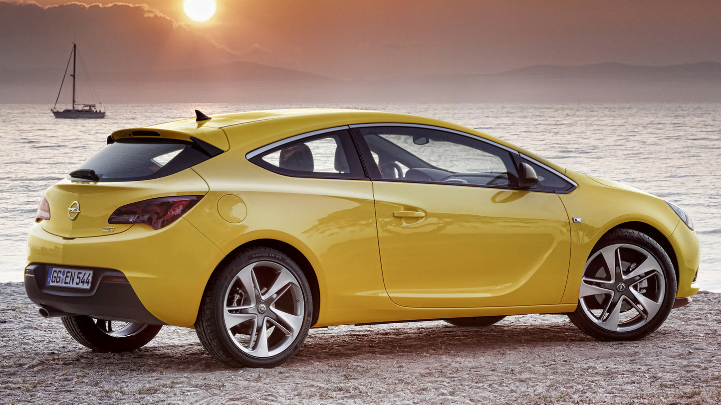 Opel Astra Gtc Hd Art Keychain
