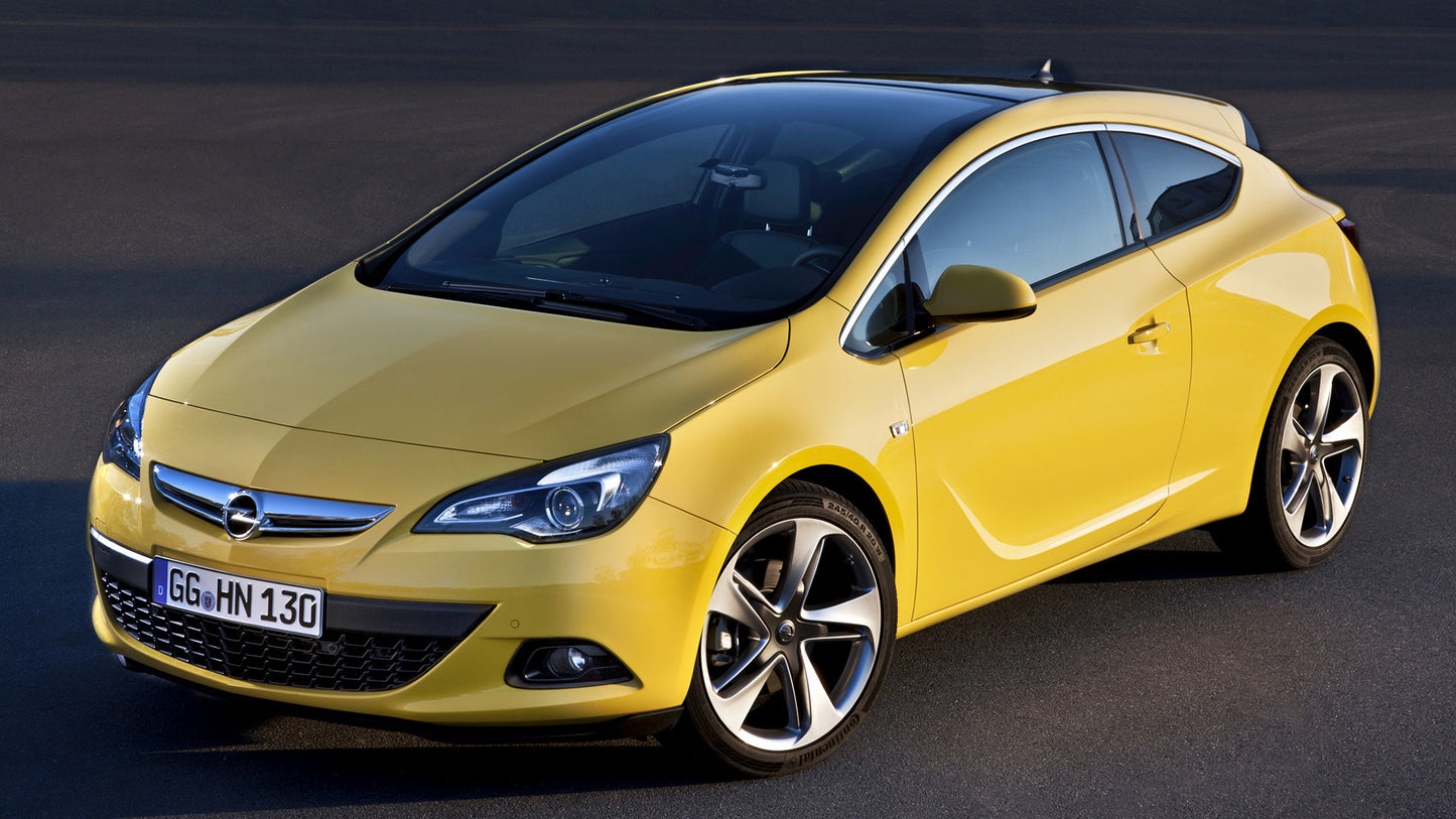 Opel Astra Gtc Panoramic Hd Art Keychain