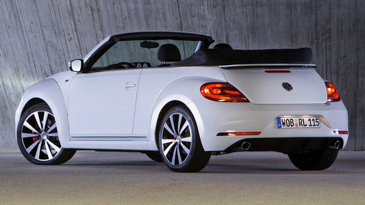 Volkswagen Beetle Cabriolet R Line Hd Art Keychain