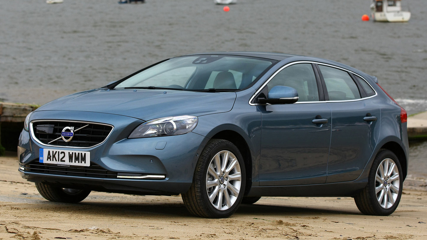 Volvo V40 Uk Hd Art Keychain