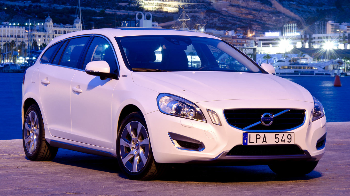 Volvo V60 Plug In Hybrid Hd Art Keychain