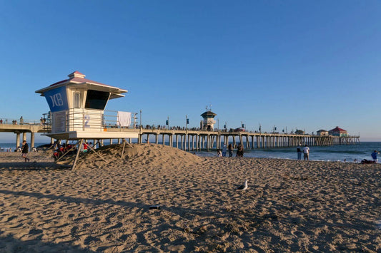 2012 Lifeguard Tower & Pier Huntington Beach California Photo Reprint