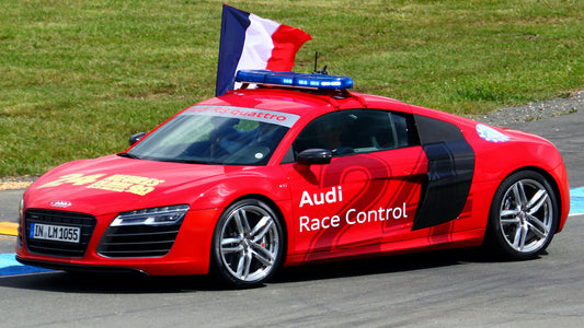 Audi R8 V10 Coupe 24H Le Mans Safety Car Hd Art Keychain