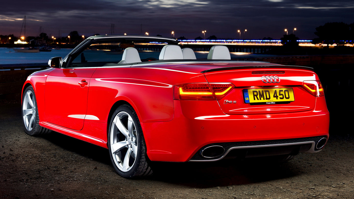 Audi Rs Cabriolet Uk Hd Art Keychain
