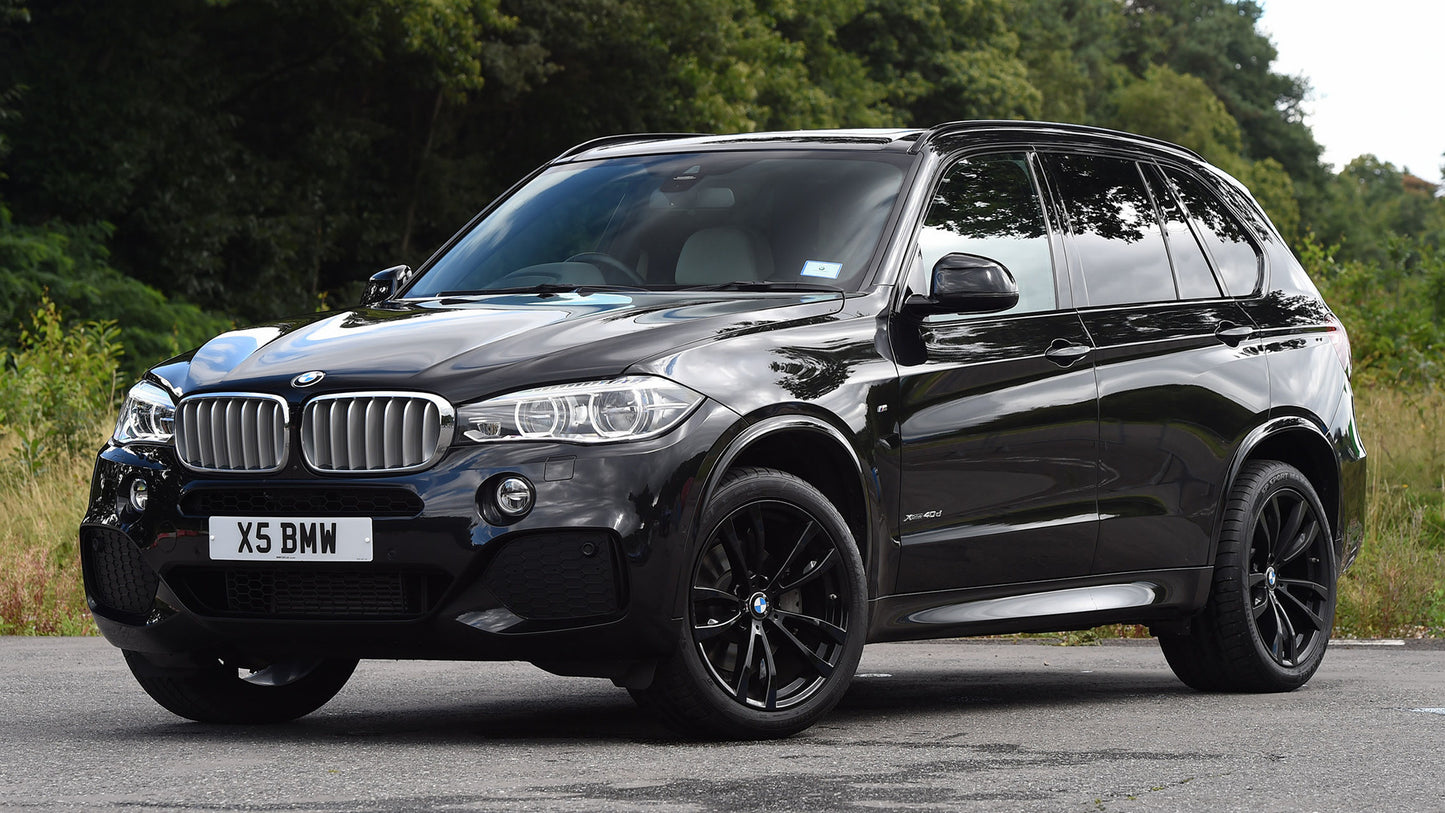 Bmw X5 M Sport Uk Hd Art Keychain