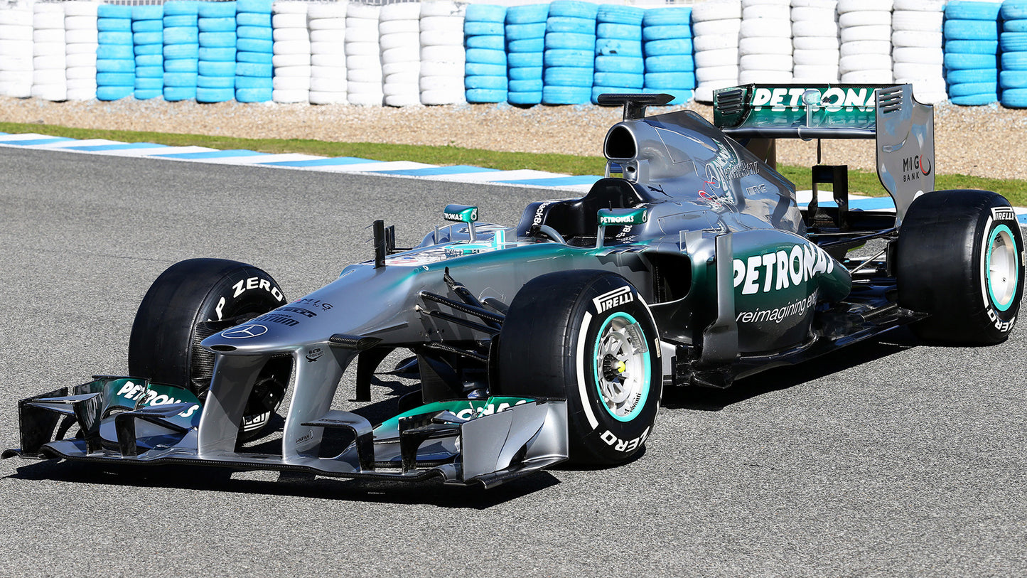 Mercedes Amg F1 W04 Hd Art Magnet