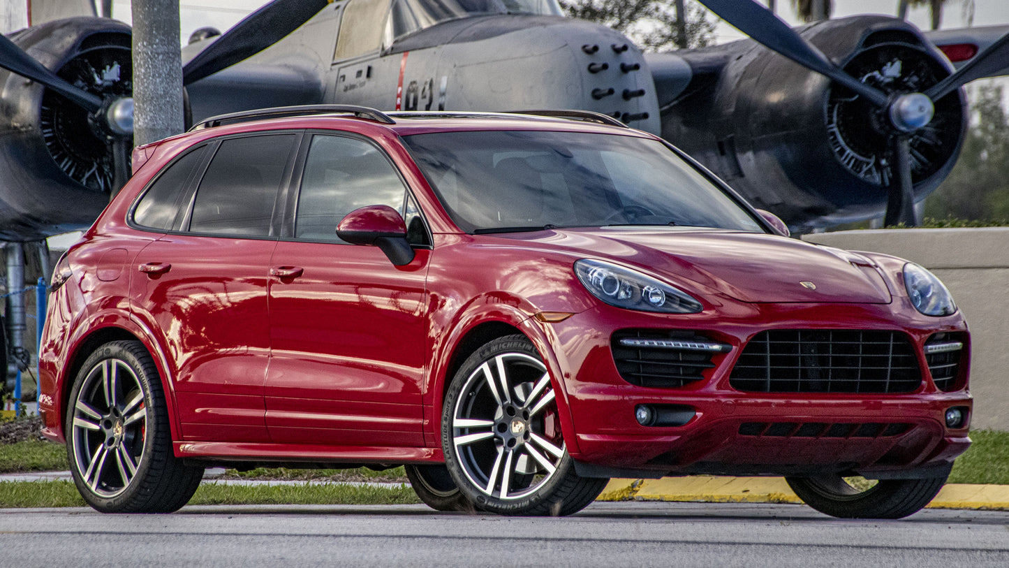 Porsche Cayenne Gts Us Hd Art Keychain