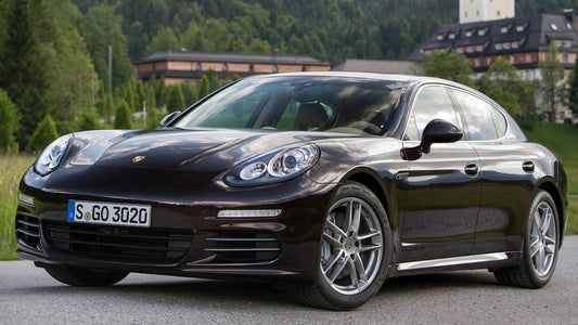 Porsche Panamera S Hd Art Keychain