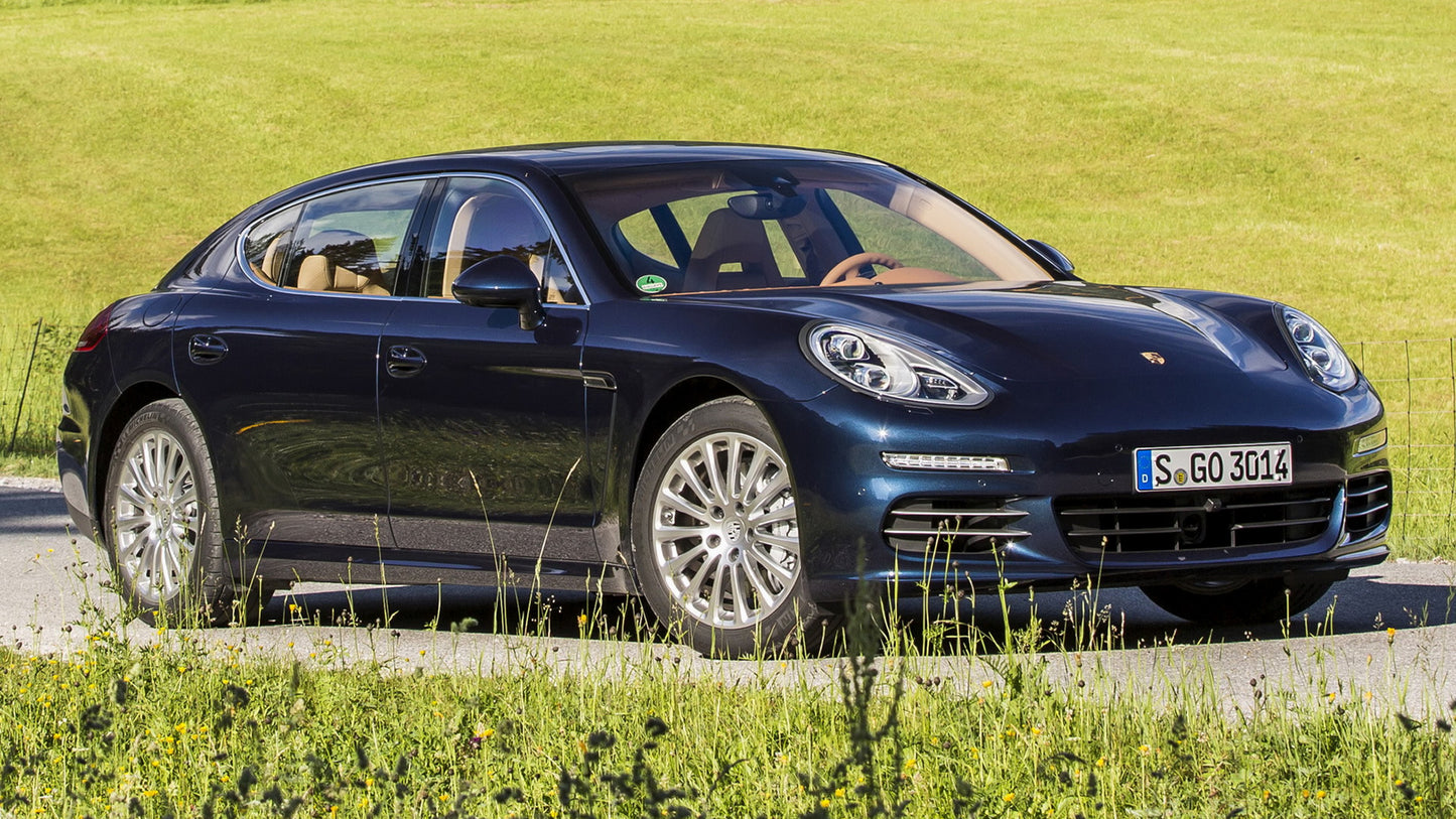 Porsche Panamera S Executive Hd Art Keychain