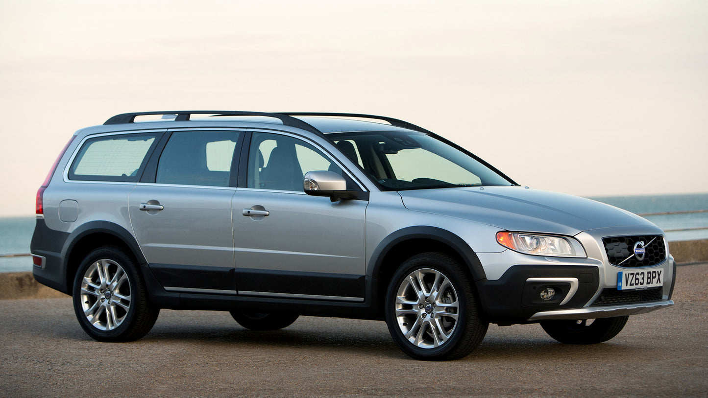 Volvo Xc70 Uk Hd Art Keychain