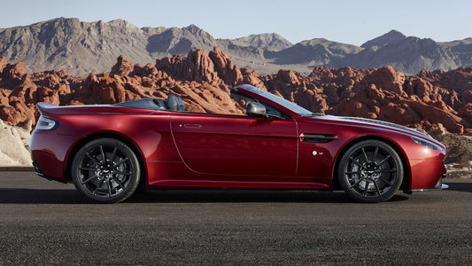 Aston Martin V12 Vantage S Roadster Hd Art Keychain