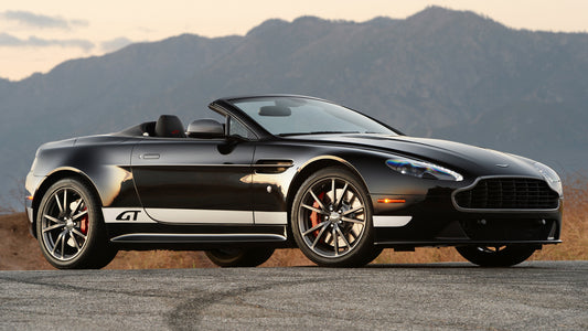 Aston Martin V8 Vantage Gt Roadster Us Hd Art Keychain