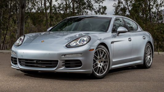 Porsche Panamera S Us Hd Art Keychain