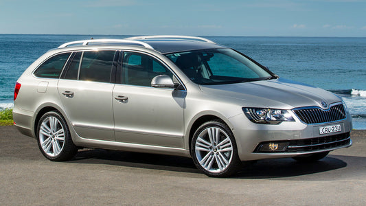 Skoda Superb Wagon Au Hd Art Keychain