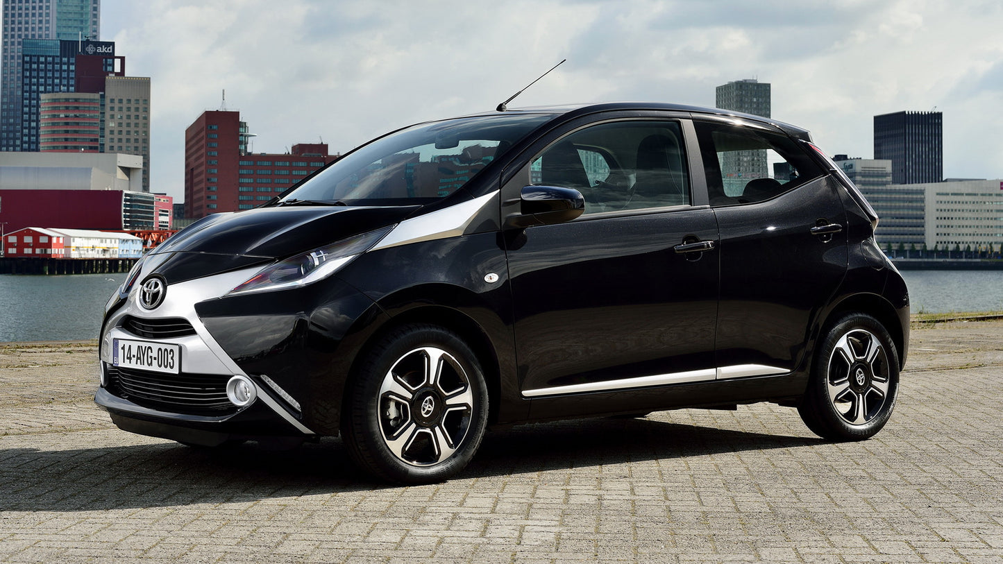 Toyota Aygo X Clusiv Door Hd Art Keychain