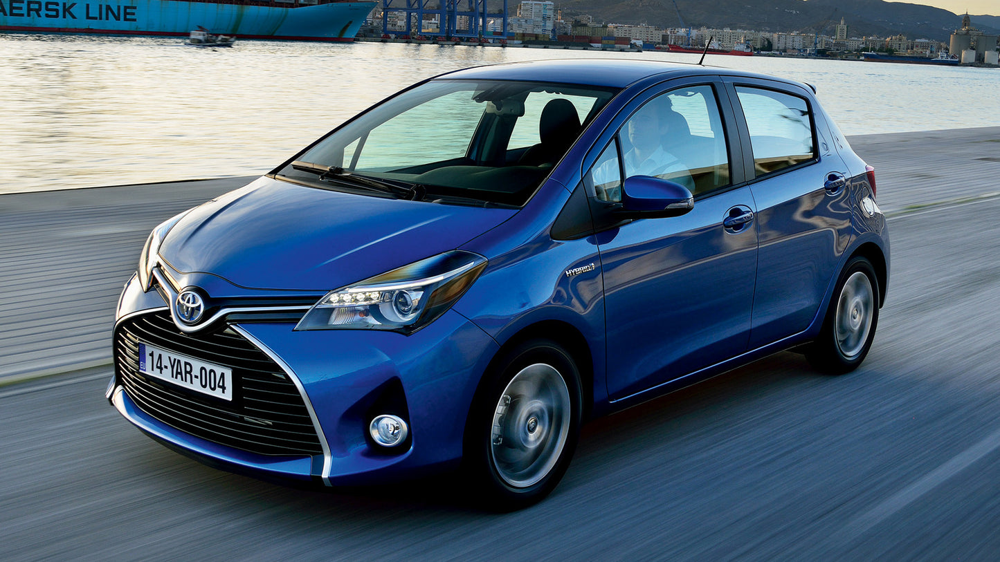 Toyota Yaris Hybrid Hd Art Keychain