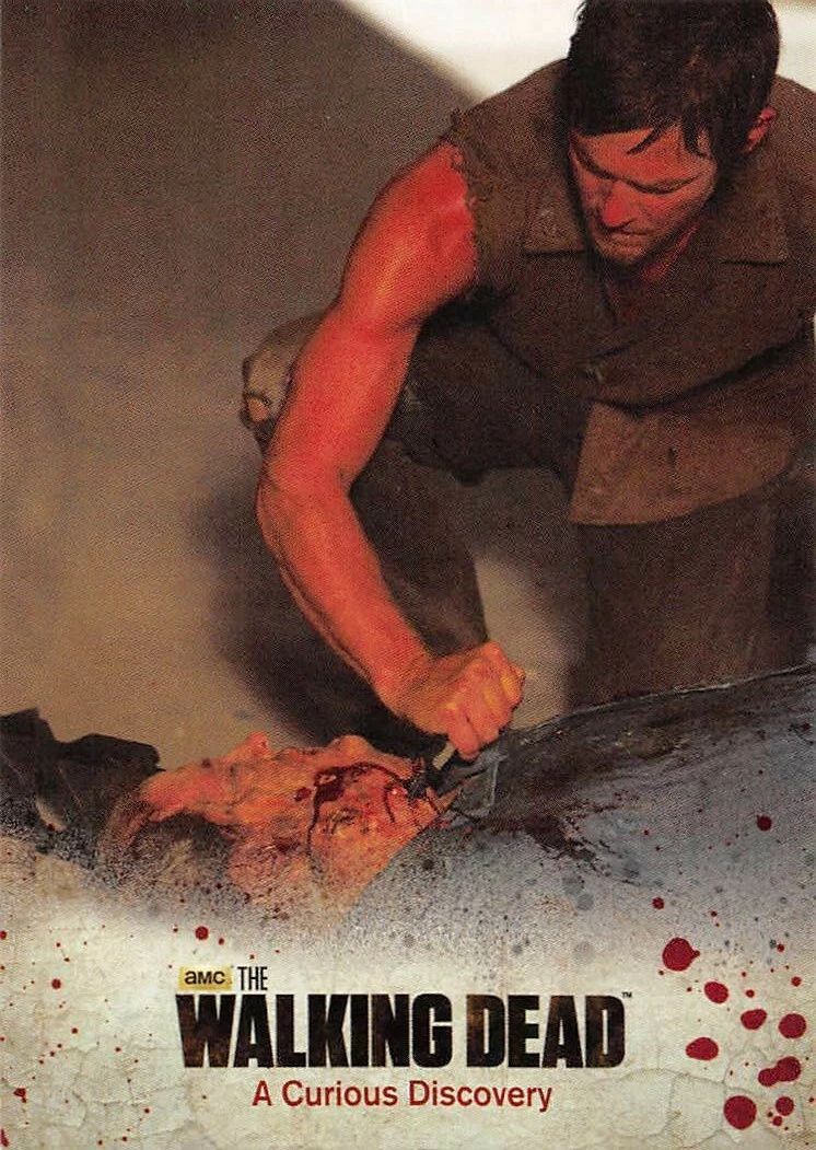 2014 Cryptozoic The Walking Dead Season 3 #30 A Curious Discovery Daryl Amc