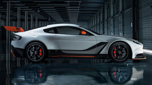 Aston Martin Vantage Gt12 Hd Art Keychain