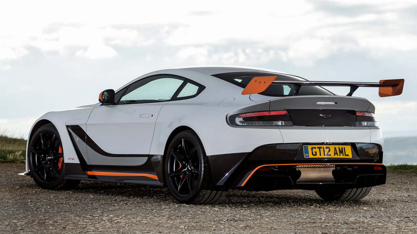 Aston Martin Vantage Gt12 Uk Hd Art Keychain