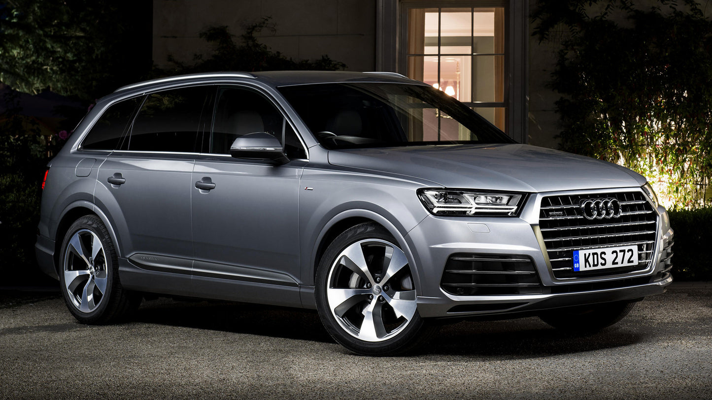 Audi Q7 S Line Uk Hd Art Keychain