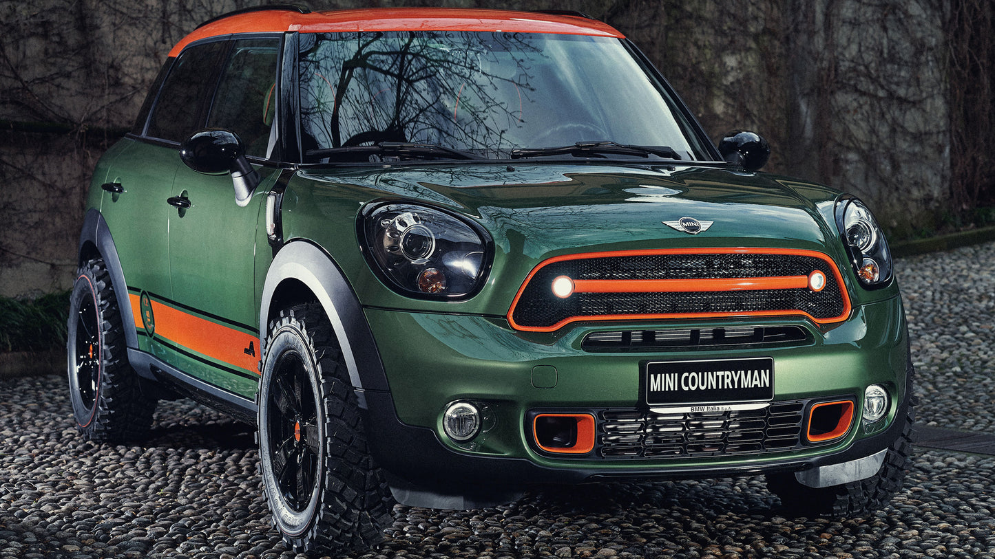 Mini Countryman Wears C P Company Hd Art Keychain
