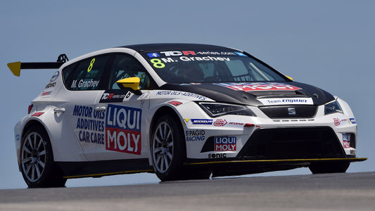 Seat Leon Cup Racer Hd Art Keychain