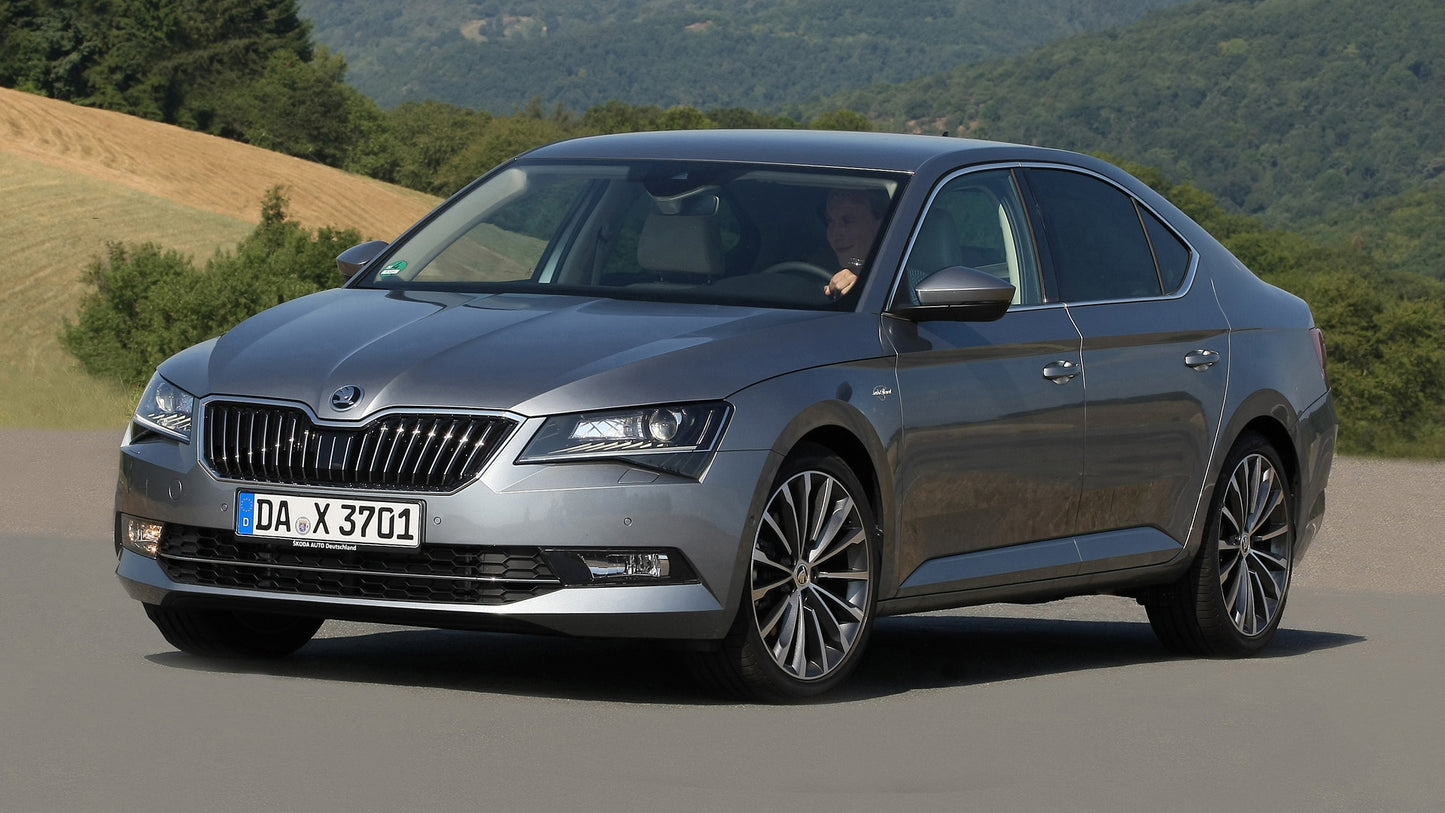 Skoda Superb Laurin And Klement Hd Art Keychain