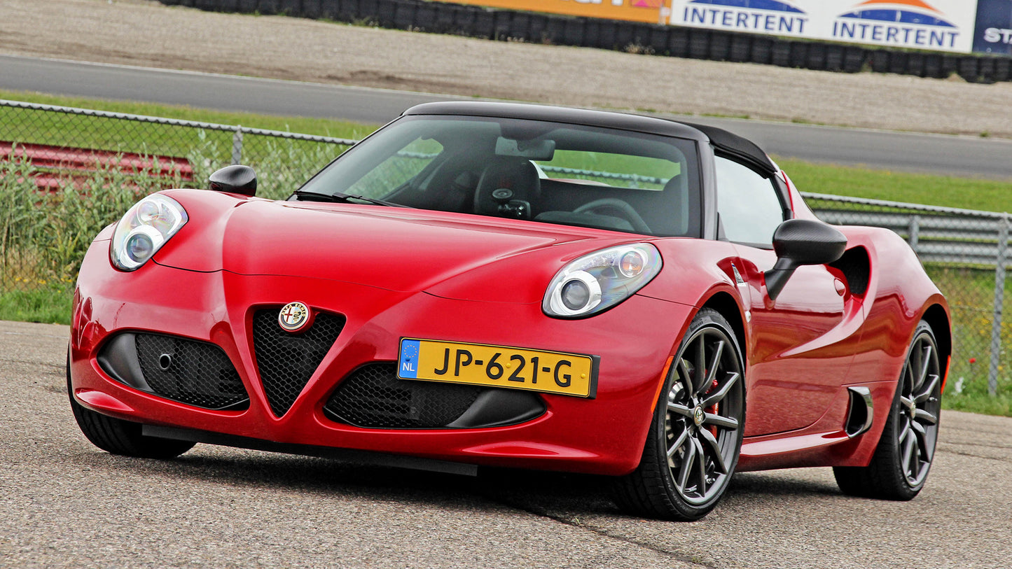 Alfa Romeo 4C Spider Cpz Track Edition Hd Art Keychain