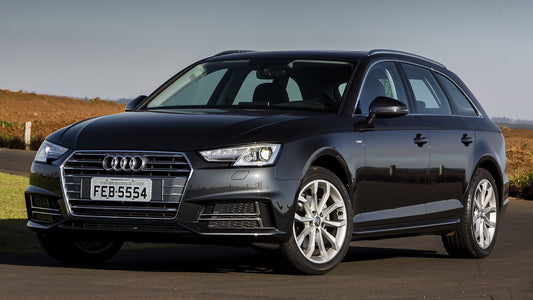 Audi A4 Avant S Line Br Hd Art Keychain