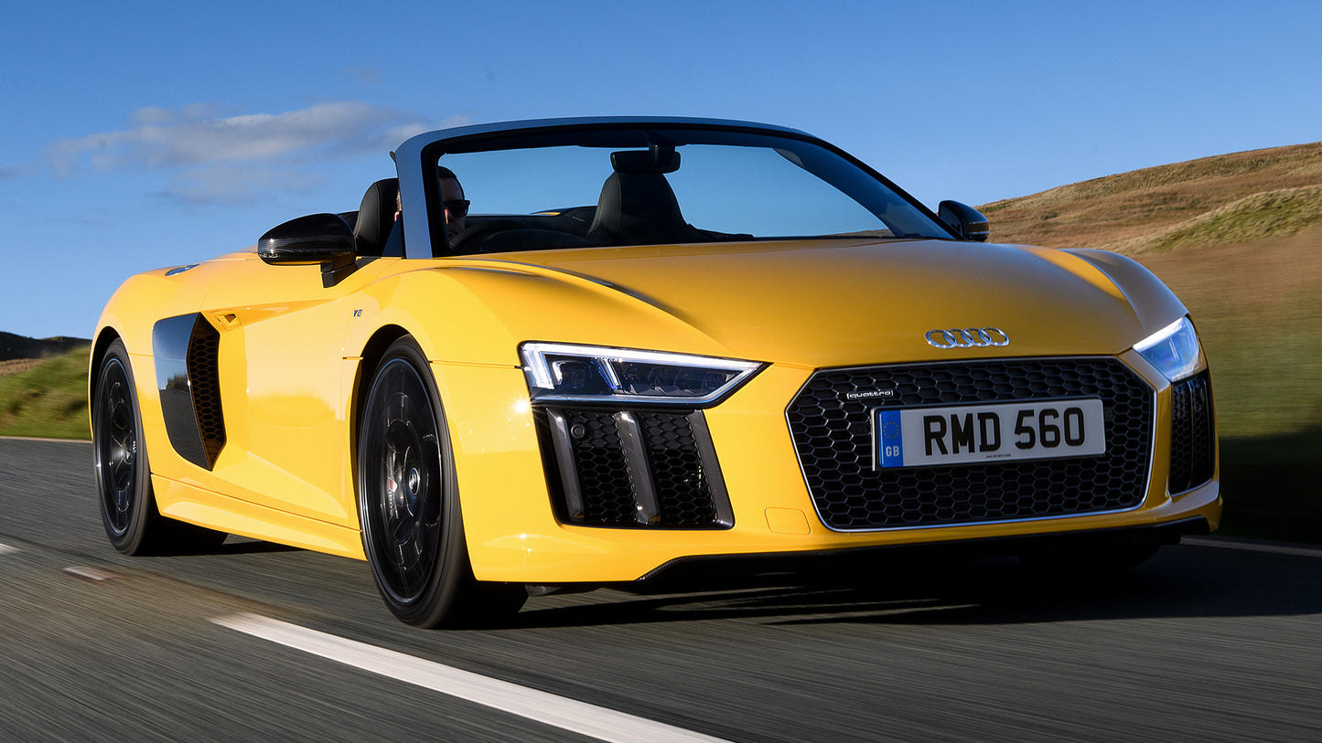 Audi R8 Spyder Uk Hd Art Keychain