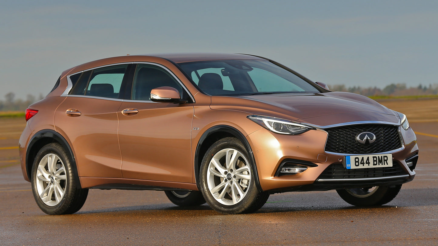 Infiniti Q30 Uk Hd Art Print Poster