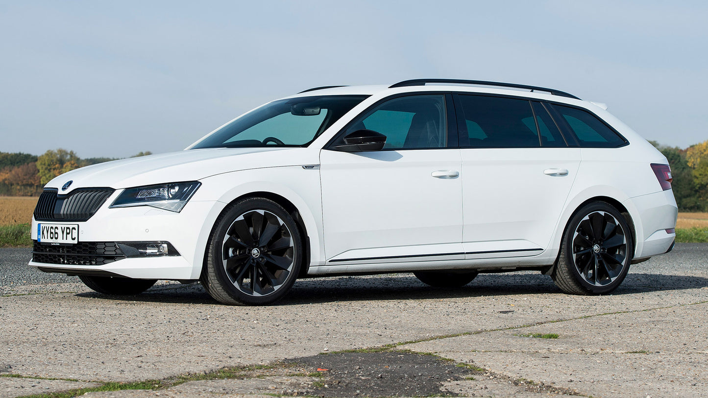 Skoda Superb Estate Sportline Uk Hd Art Keychain