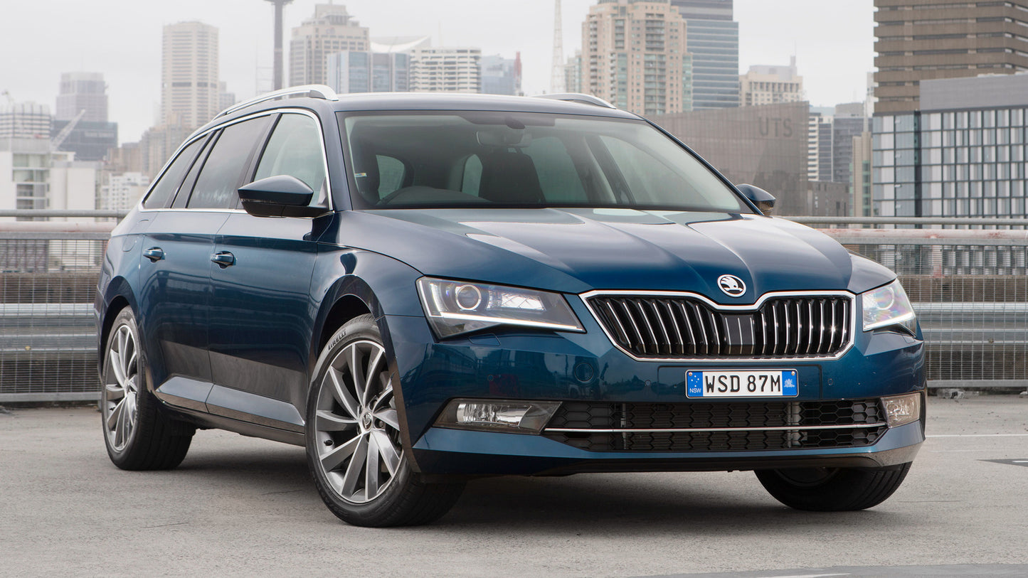 Skoda Superb Wagon Au Hd Art Keychain