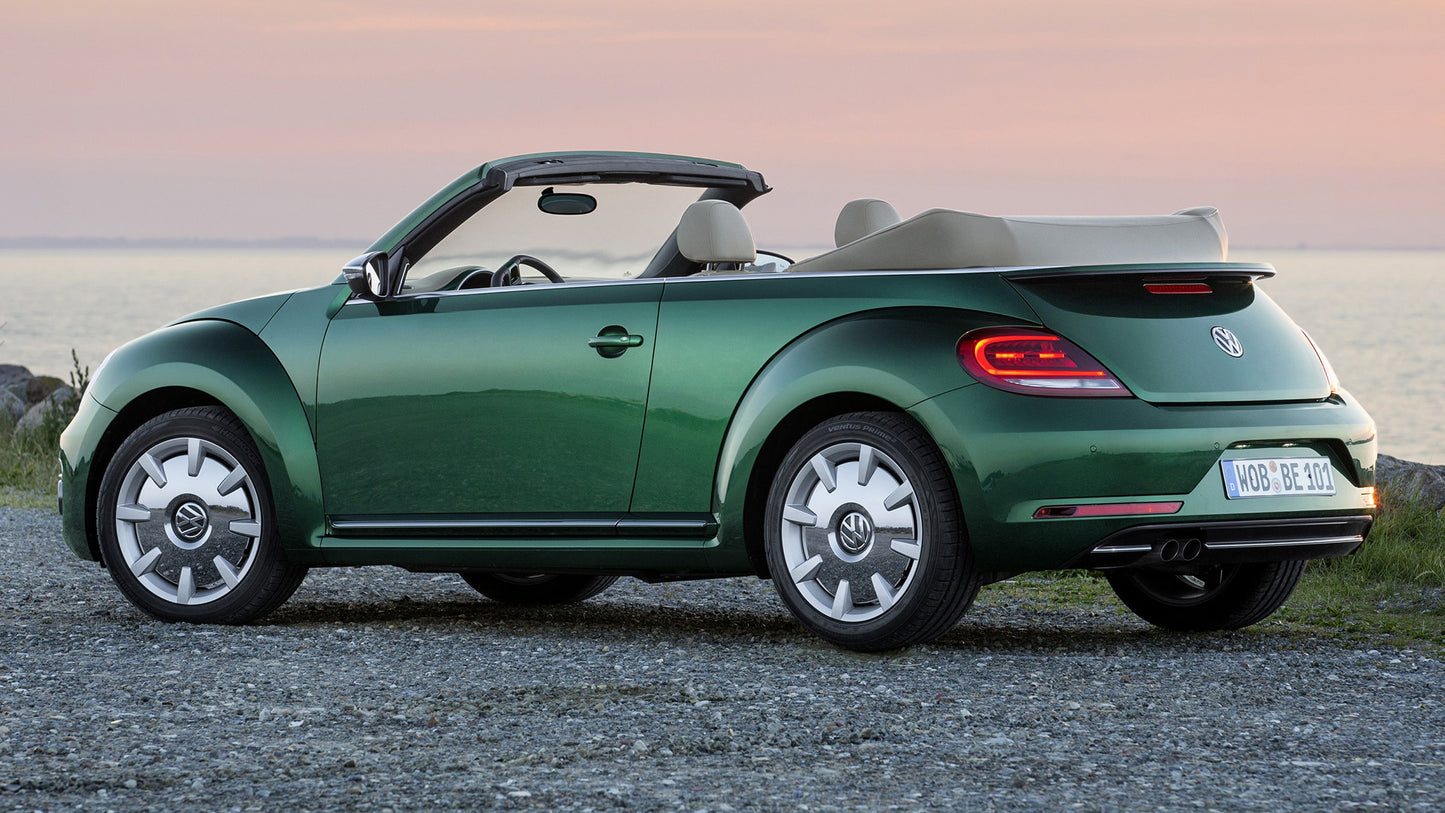 Volkswagen Beetle Cabriolet Hd Art Keychain