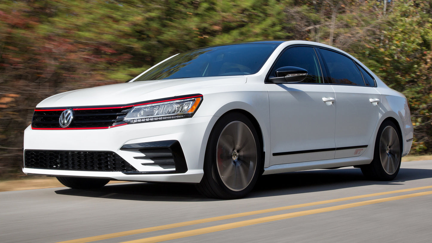 Volkswagen Passat Gt Concept Hd Art Keychain