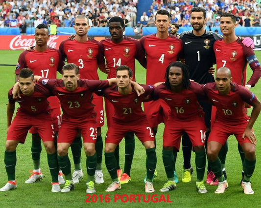 2016 Portugal Team Keychain Soccer Picture