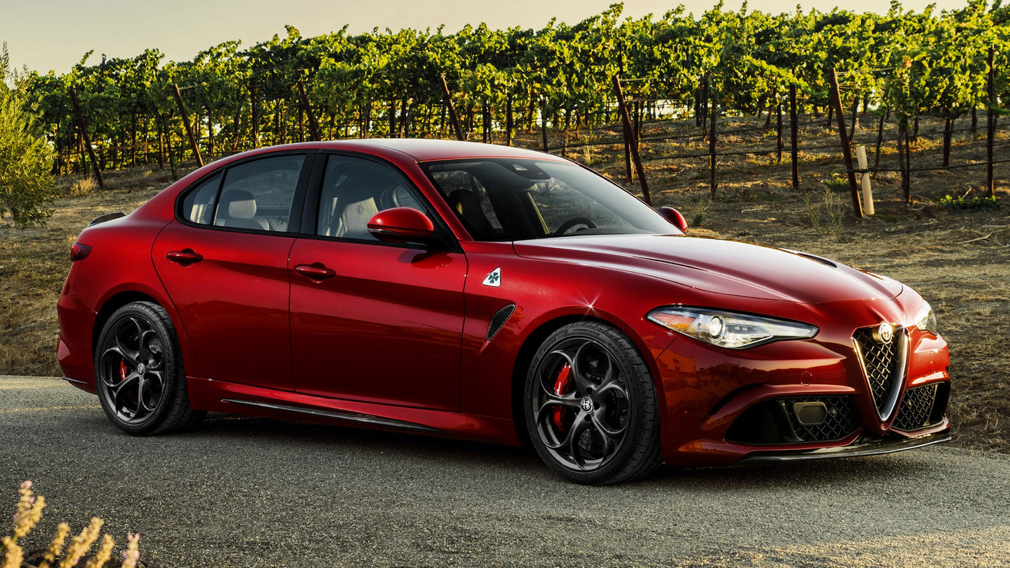 Alfa Romeo Giulia Quadrifoglio Us Hd Art Keychain