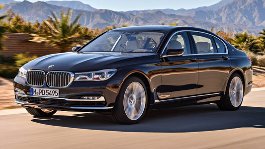 Bmw M760I Excellence Lwb Hd Art Keychain